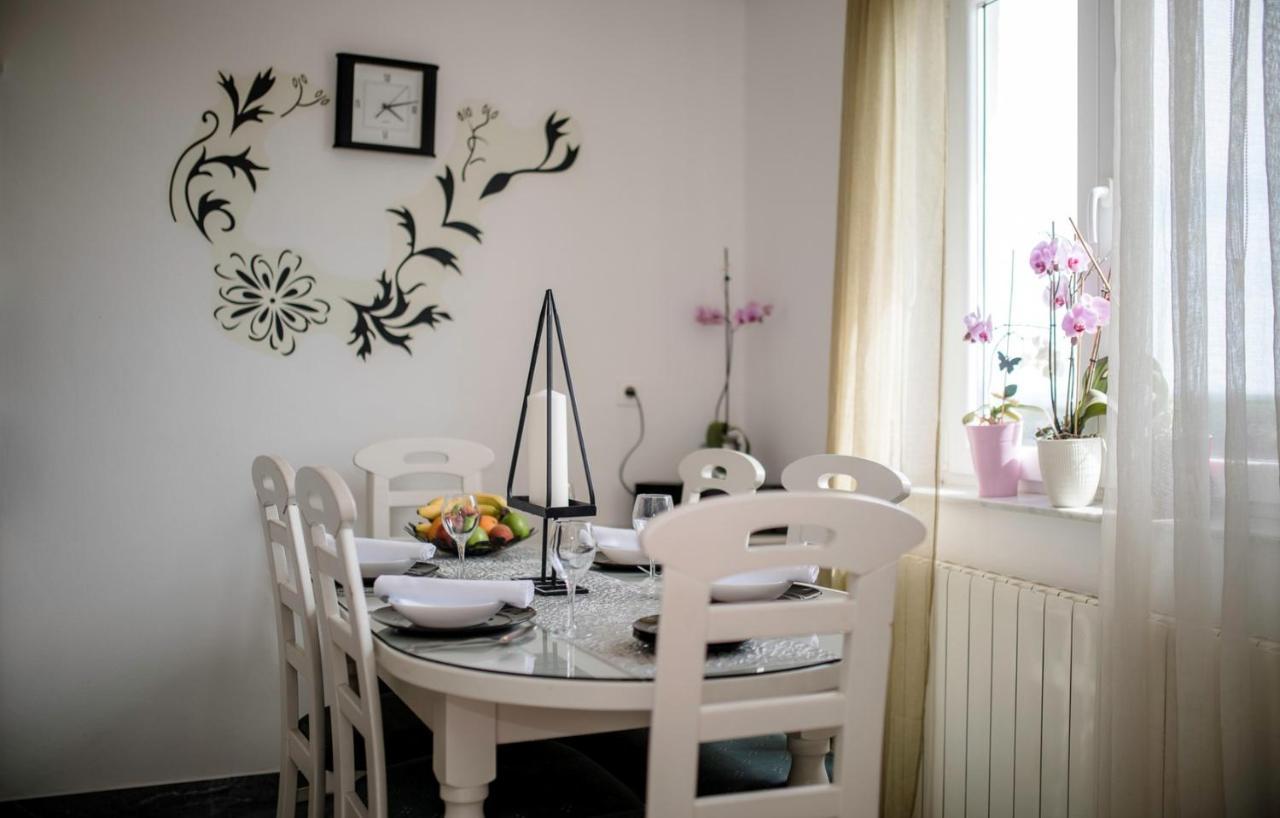 Apartment Dominik 2874 Palit Екстер'єр фото