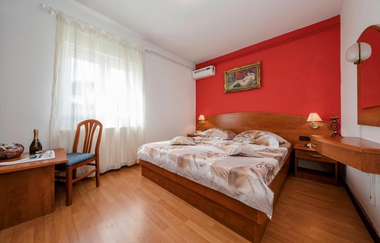 Apartment Dominik 2874 Palit Екстер'єр фото